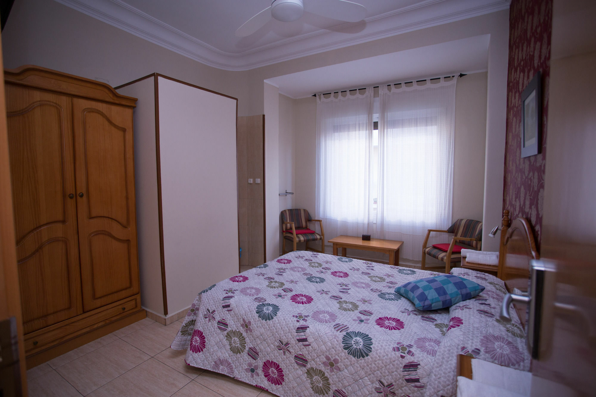 סרגוסה Hostal Navarra מראה חיצוני תמונה