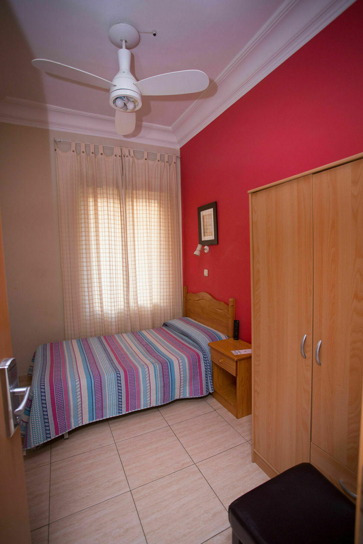 סרגוסה Hostal Navarra מראה חיצוני תמונה