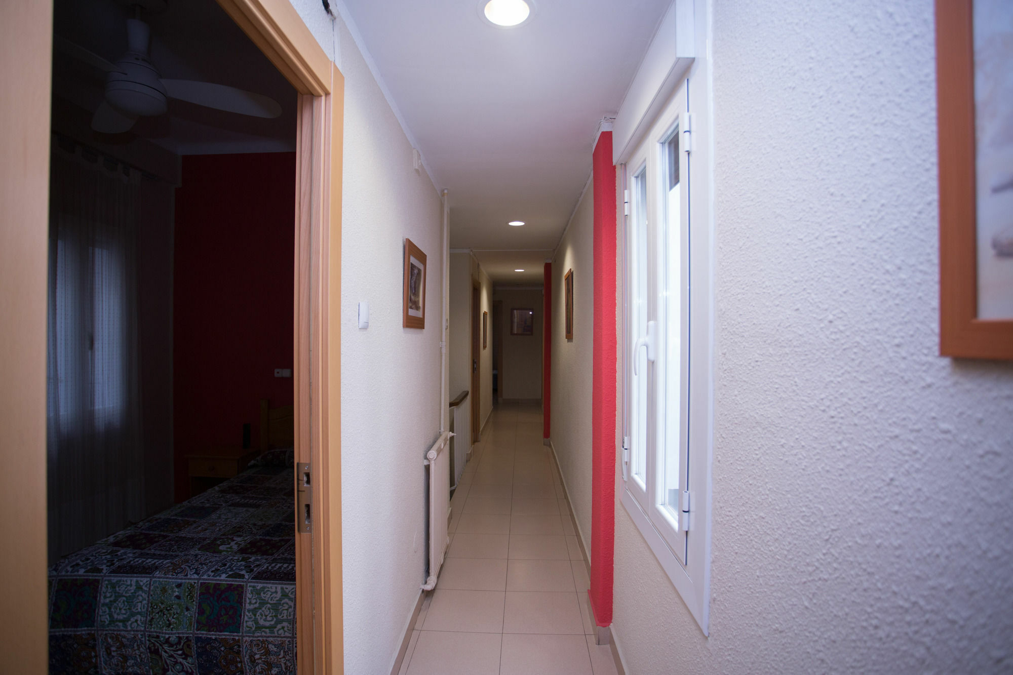 סרגוסה Hostal Navarra מראה חיצוני תמונה
